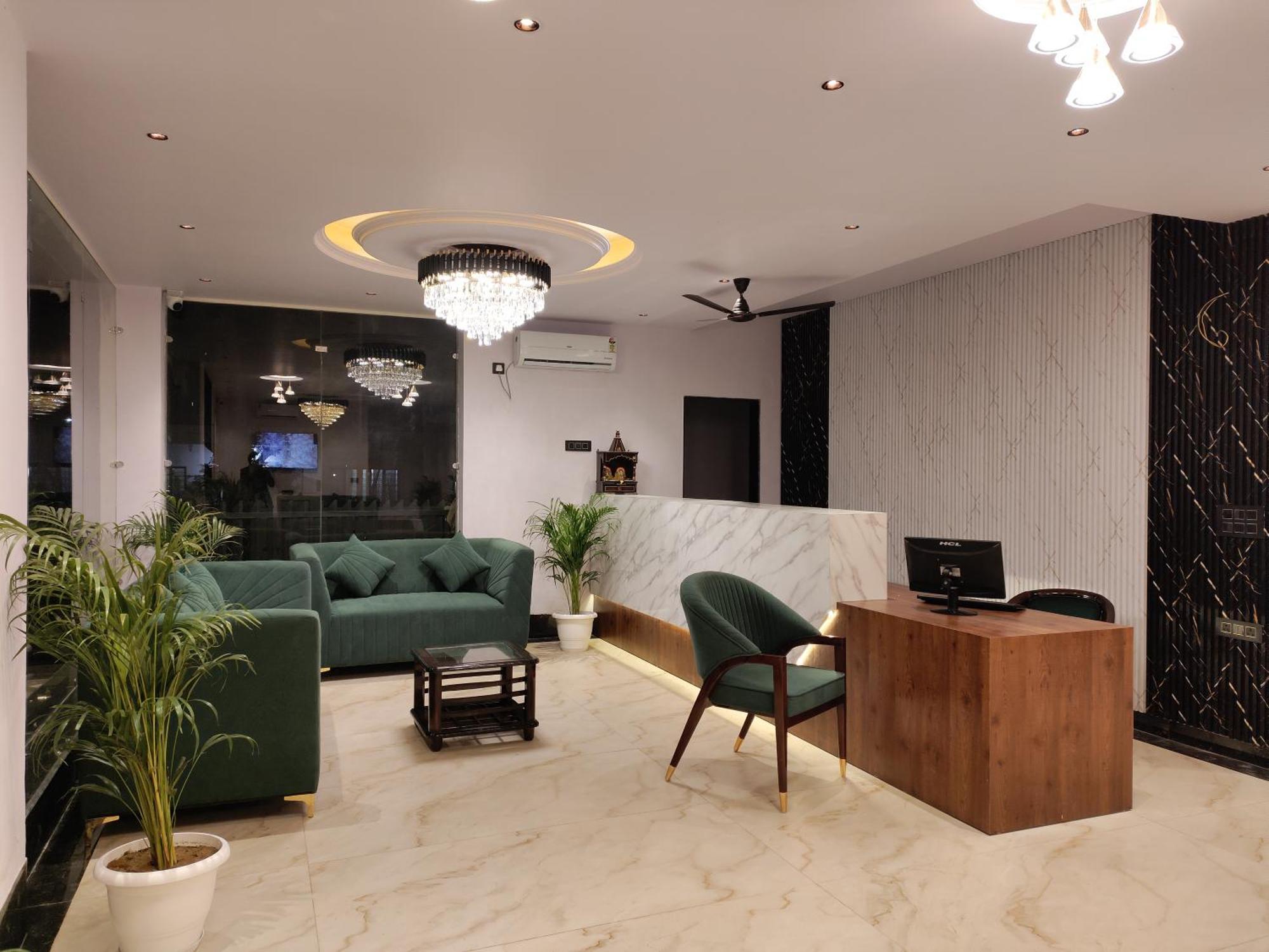 Emerald Suites เกรทเตอร์นอยดา ภายนอก รูปภาพ