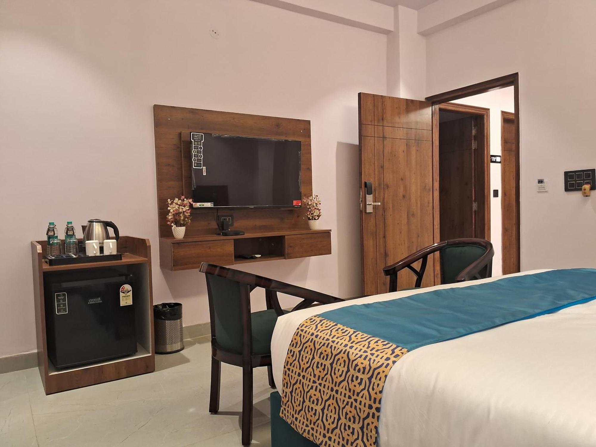 Emerald Suites เกรทเตอร์นอยดา ห้อง รูปภาพ